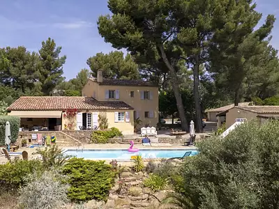 Maison, 246 m²
