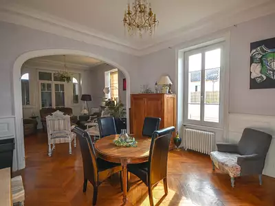 Maison, 220 m²