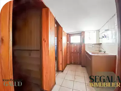 Maison, 220 m²
