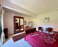 Maison, 738 m²