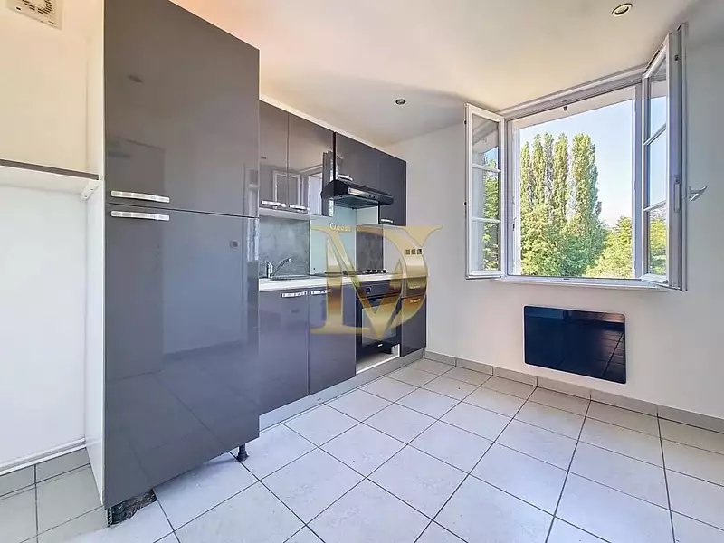 Immeuble, 84 m²