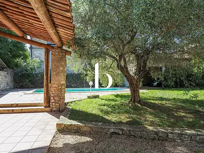 Maison, 260 m²