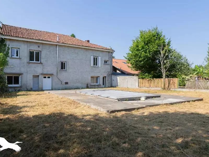 Maison, 256 m²