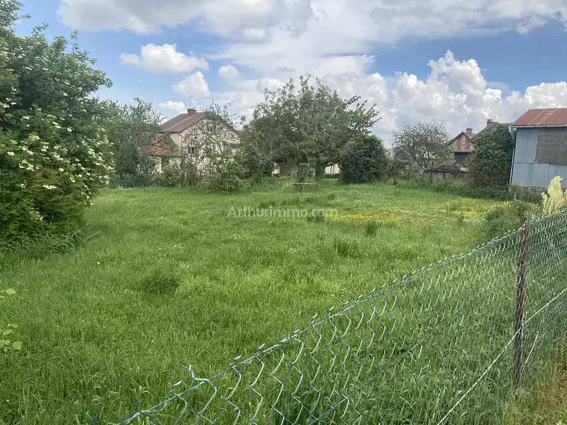 Terrain, 576 m²