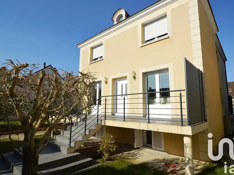 Maison, 155 m²