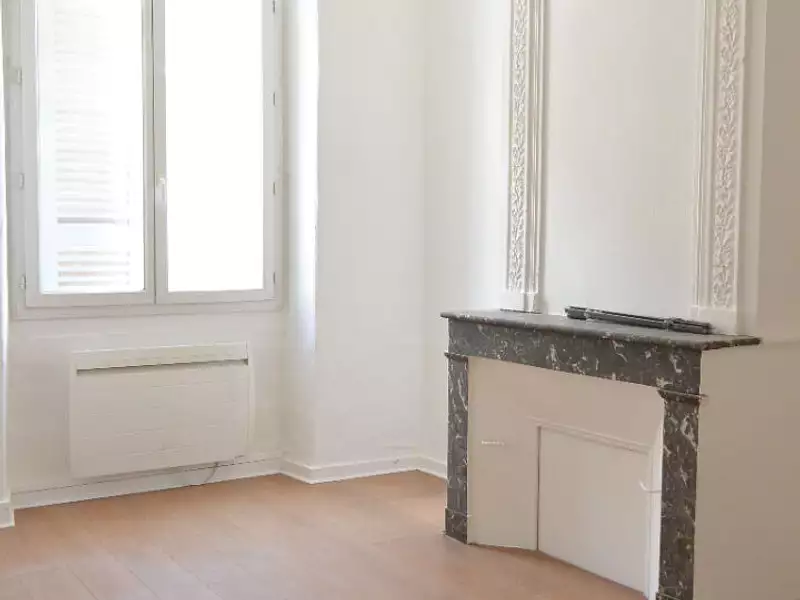 Immeuble, 400 m²