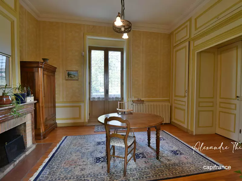 Maison, 361 m²