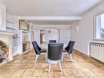 Maison, 353 m²