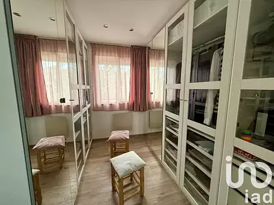 Maison, 240 m²