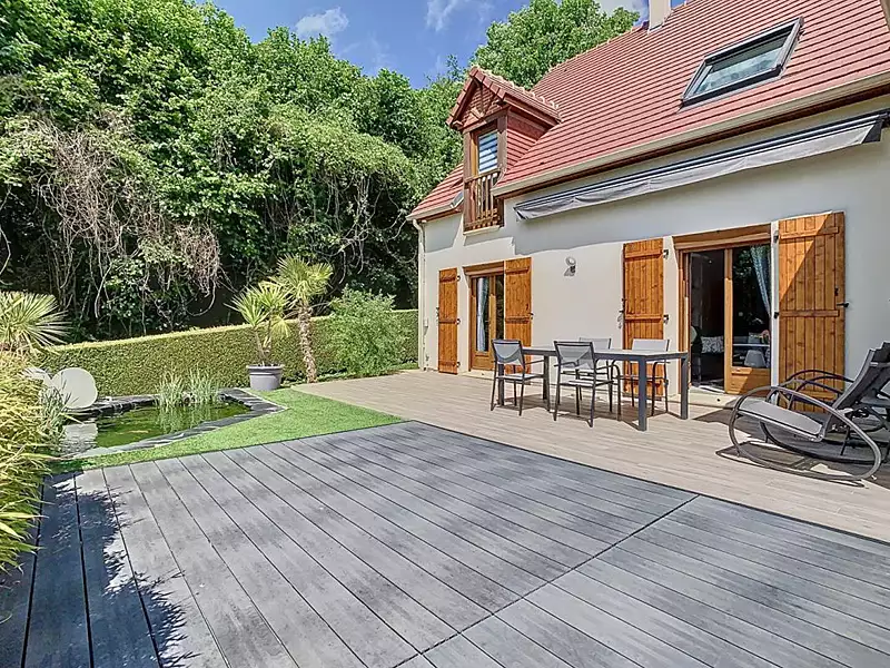 Maison, 180 m²