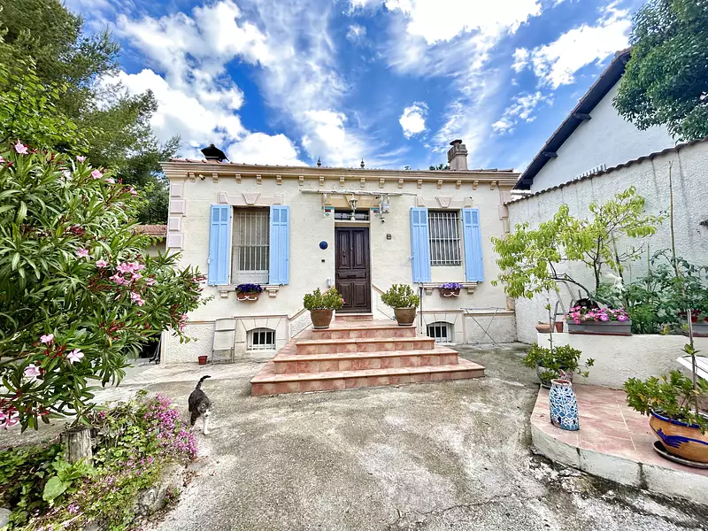 Maison, 94 m²