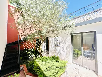 Maison, 275 m²