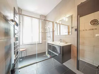 Maison, 280 m²