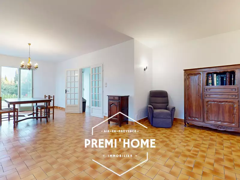 Maison, 211 m²