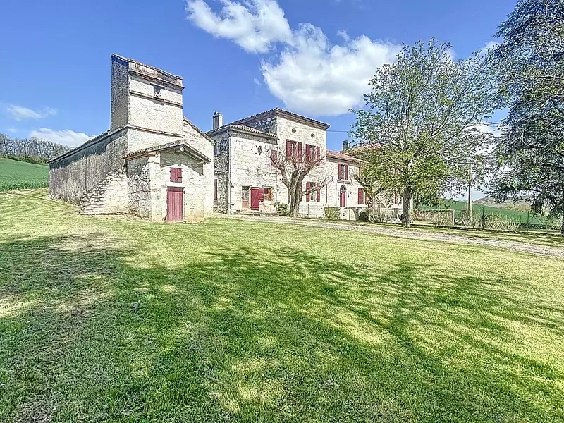 Maison, 385 m²