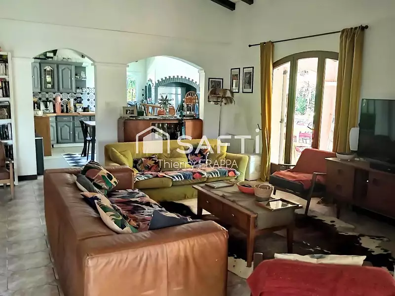 Maison, 159 m²