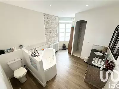 Maison, 210 m²