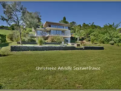 Maison, 280 m²