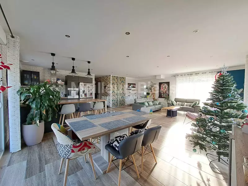 Maison, 132 m²