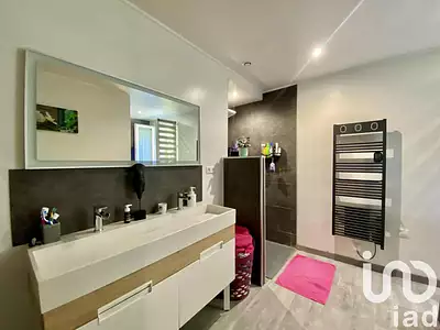 Maison, 164 m²