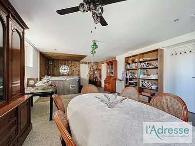 Maison, 220 m²