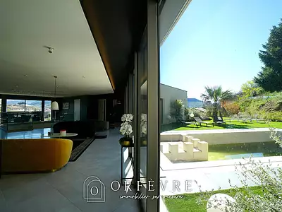 Maison, 413,27 m²