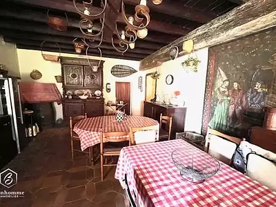 Maison, 195 m²