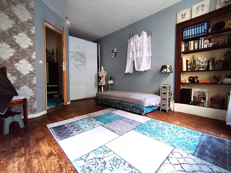 Immeuble, 194,36 m²