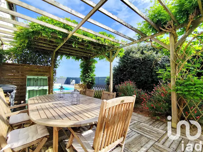 Maison, 180 m²