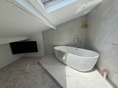 Maison, 175 m²