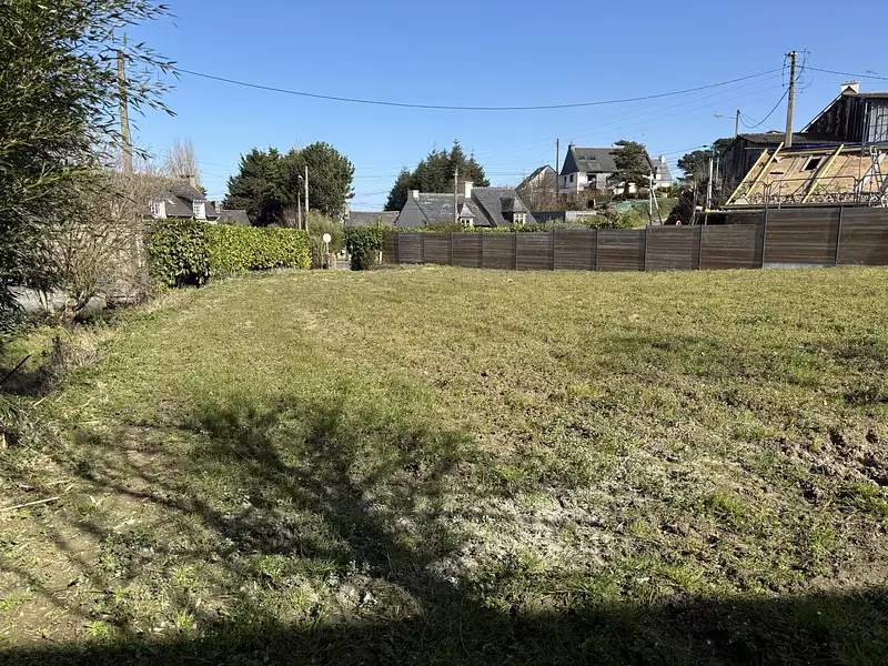 Terrain, 563 m²