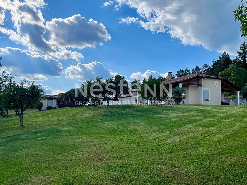 Maison, 176 m²