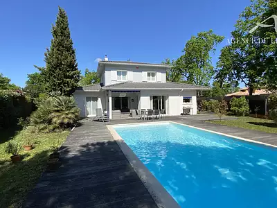 Maison, 156 m²