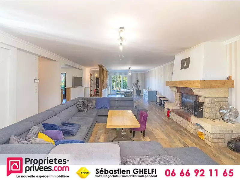 Maison, 290 m²