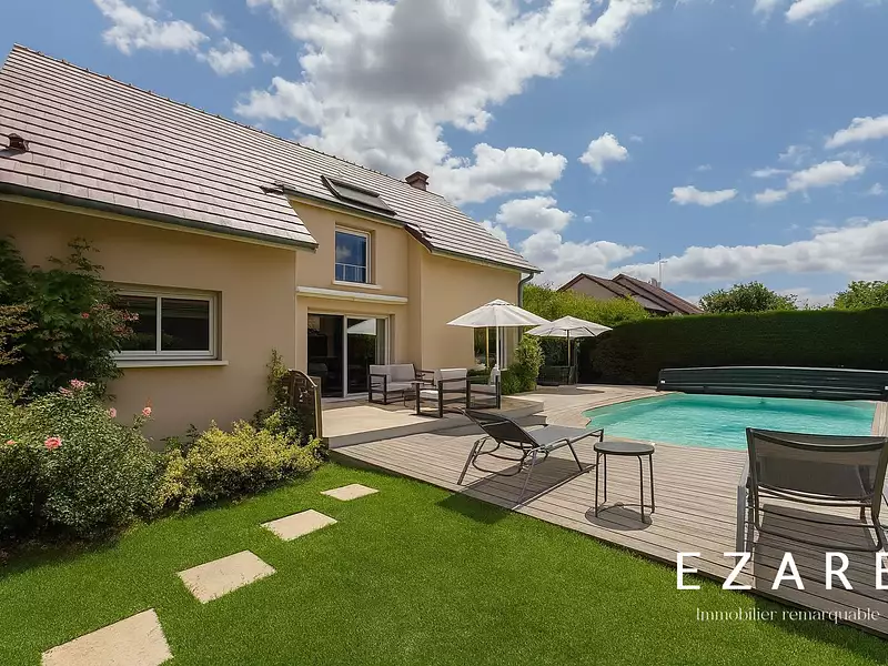 Maison, 196 m²