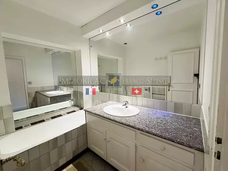 Appartement, 243 m²