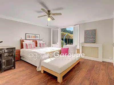 Maison, 280 m²