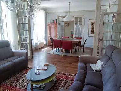 Maison, 270 m²