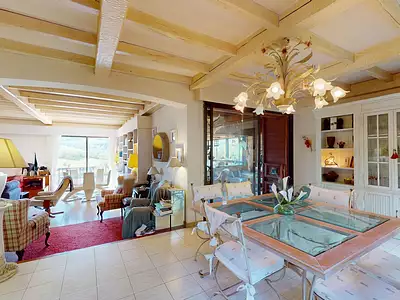 Maison, 600 m²