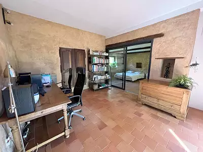 Maison, 225 m²