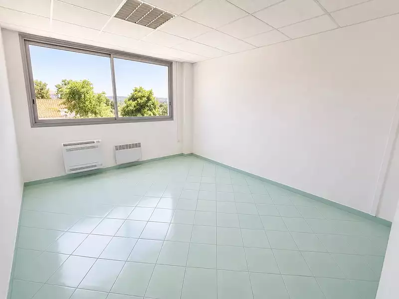 Divers, 246,73 m²