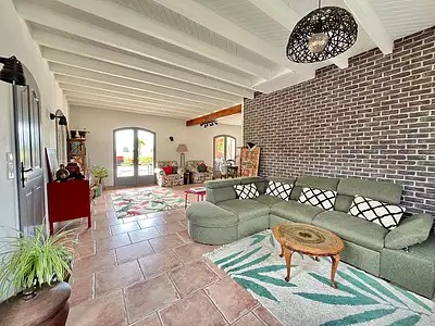 Maison, 210 m²