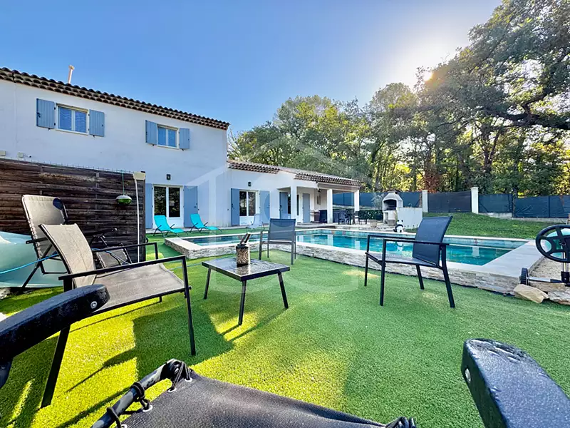 Maison, 132 m²