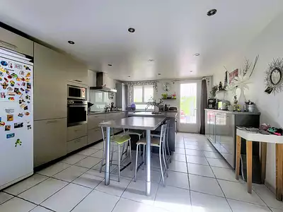 Maison, 274 m²
