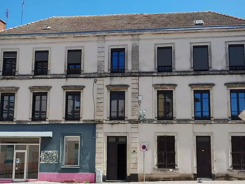 Immeuble, 375 m²