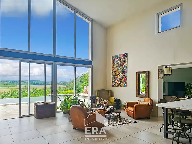 Maison, 280 m²