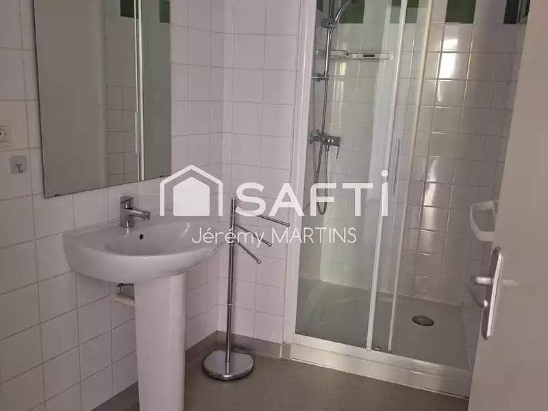 Immeuble, 407 m²
