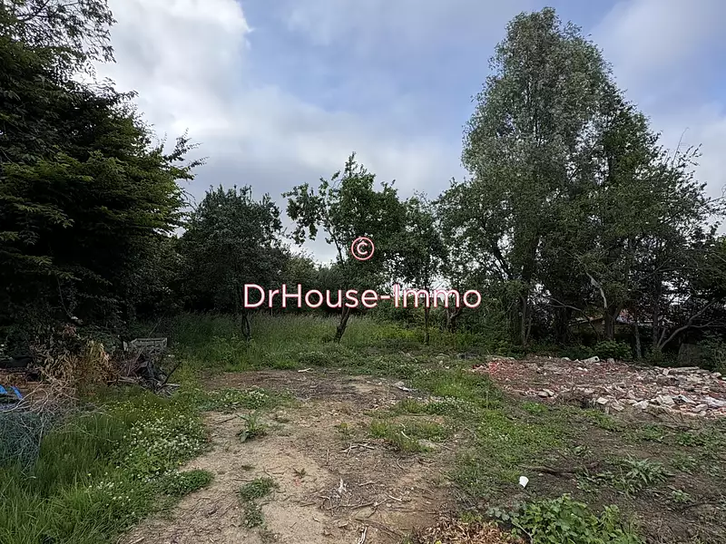 Terrain, 1 100 m²