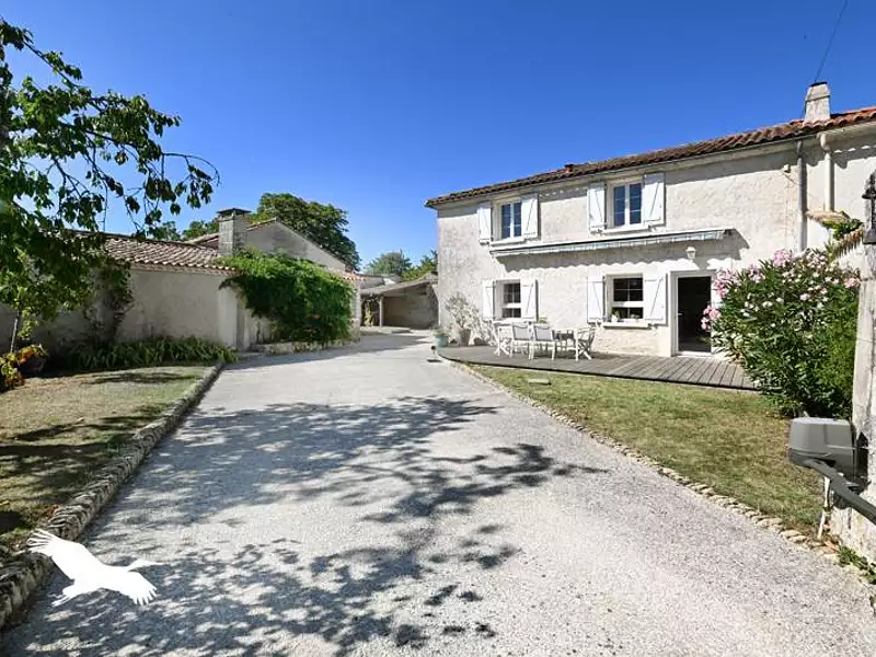 Maison, 158 m²