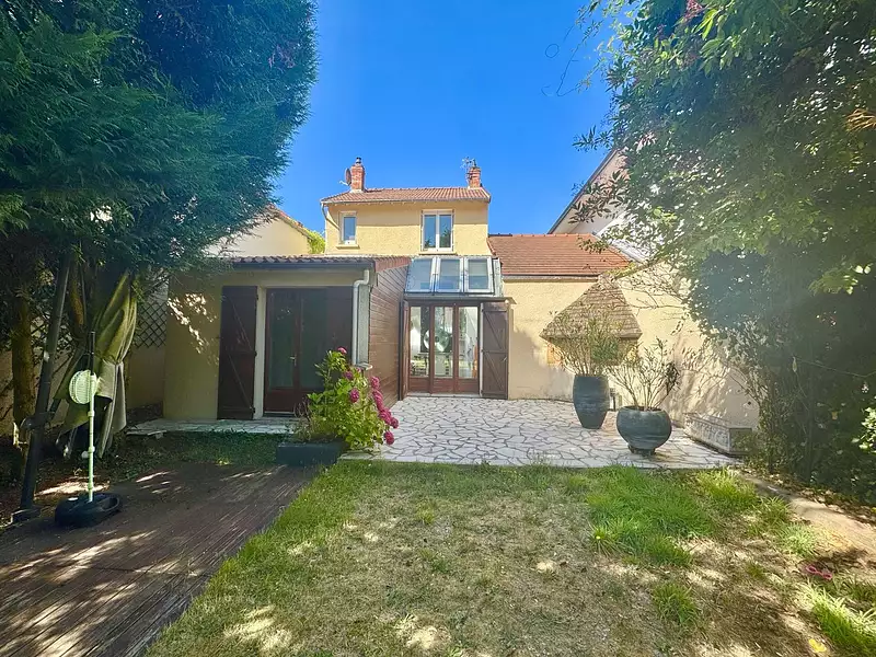 Maison, 147 m²